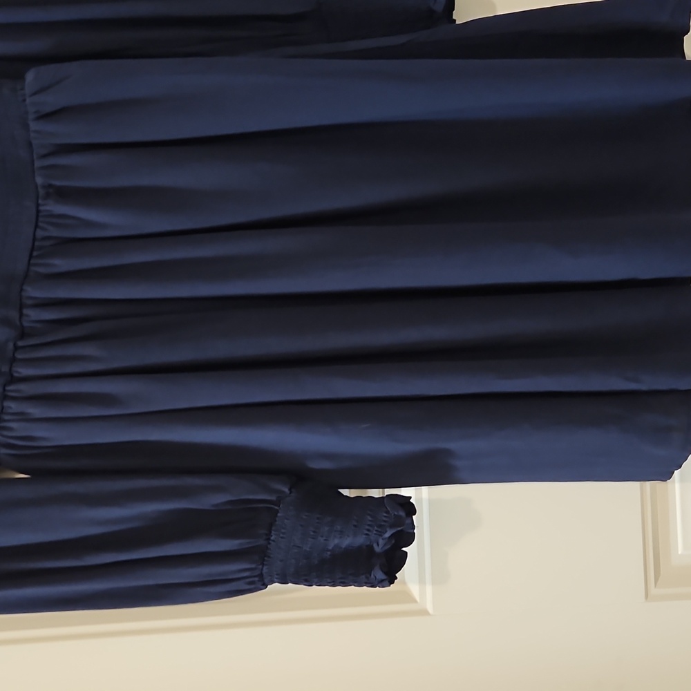 Dress - Picture 4 of 8